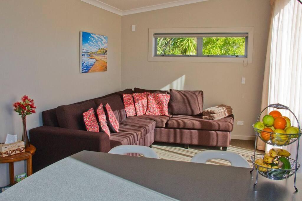 Orca Lodge Raglan Ngoại thất bức ảnh